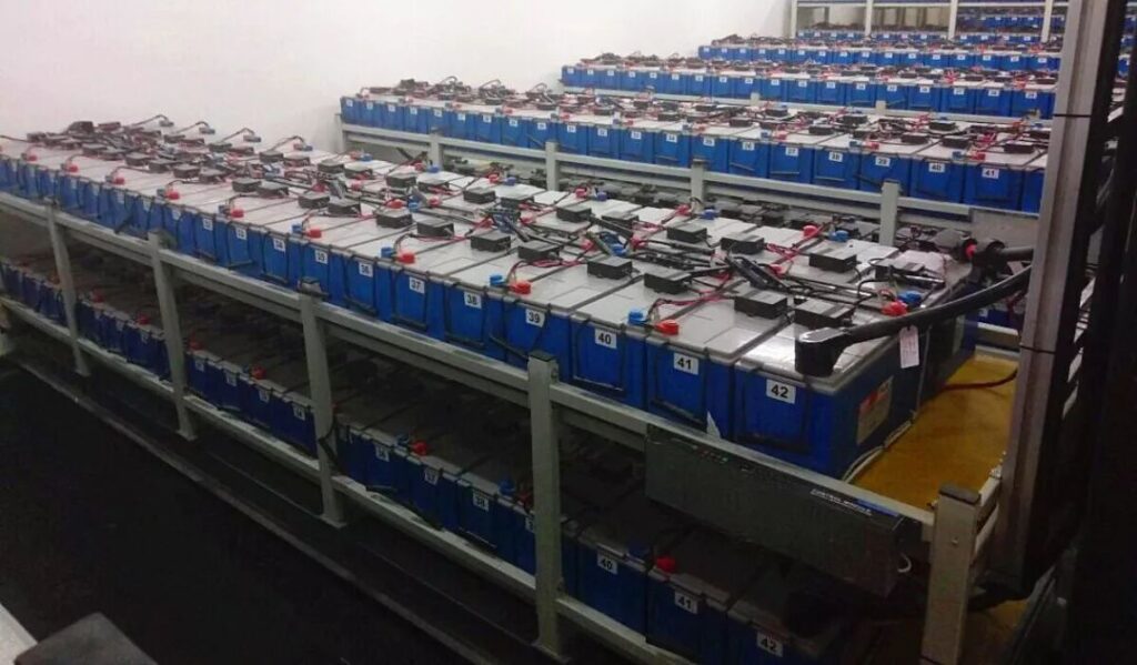 Huasu Battery Monitoring System is Applied to The Century Internet M6 Data Center（images 2）